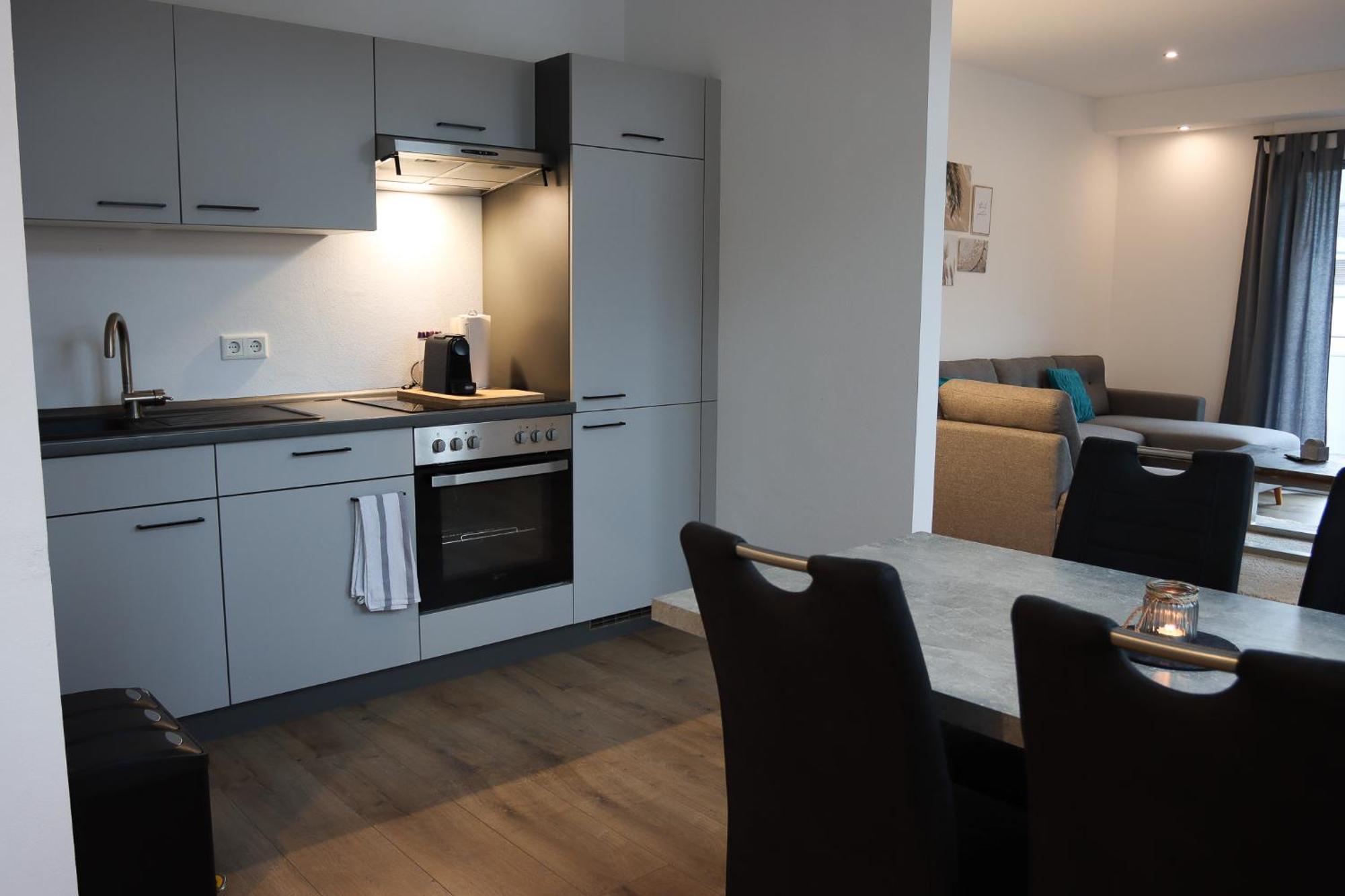 Luebkes Ferienwohnungen & Apartments Allendorf  Bagian luar foto